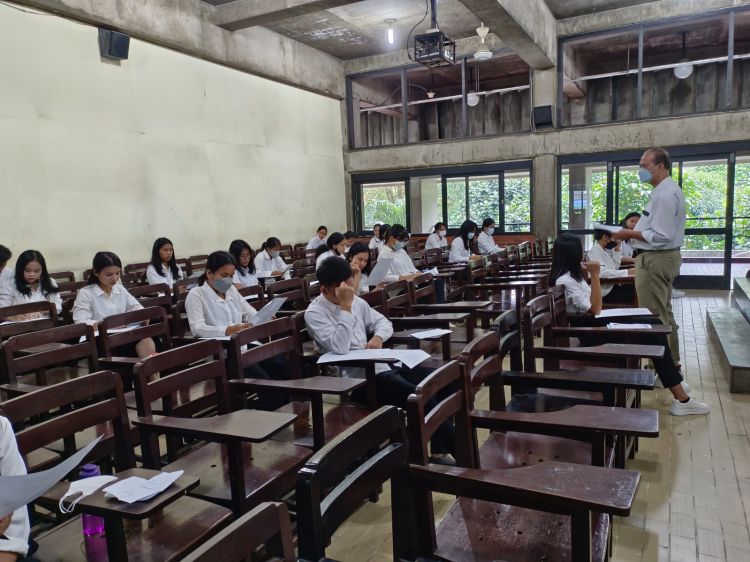 Hari Ke IV UAS di Fisipol UHN Medan Berjalan Lancar