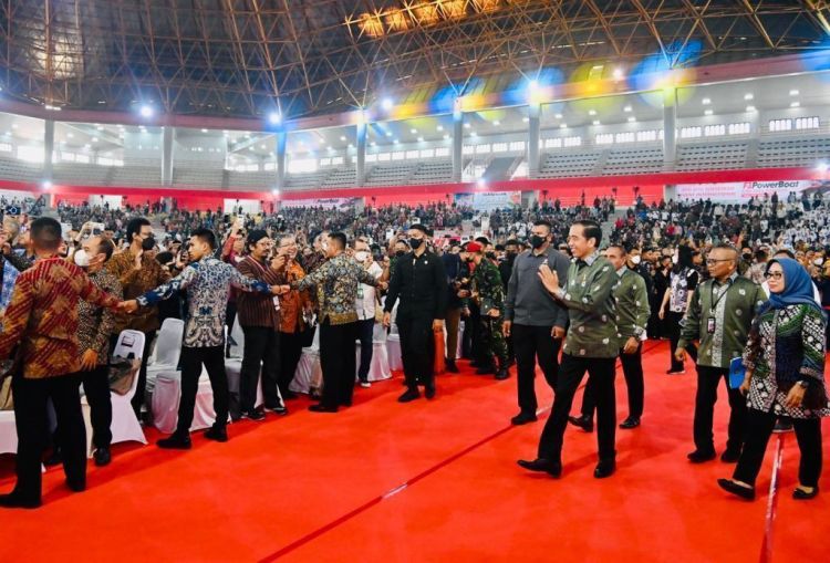 Presiden Ingatkan Ancaman Dunia Pers