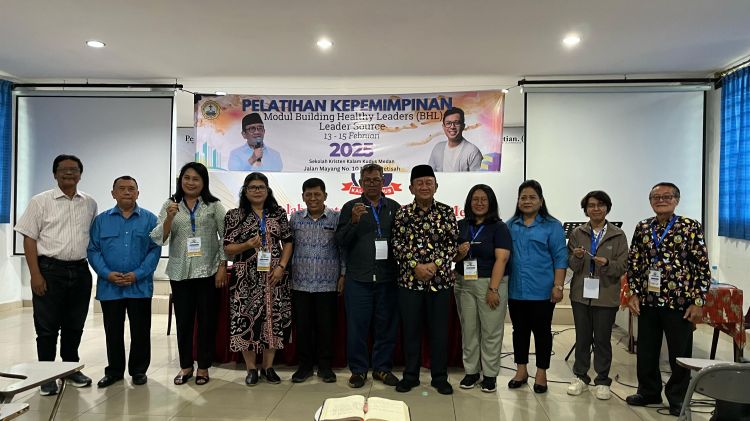 MPKW Sumut-NAD Beri Apresiasi 5 Terbaik Pelatihan Kepala Sekolah