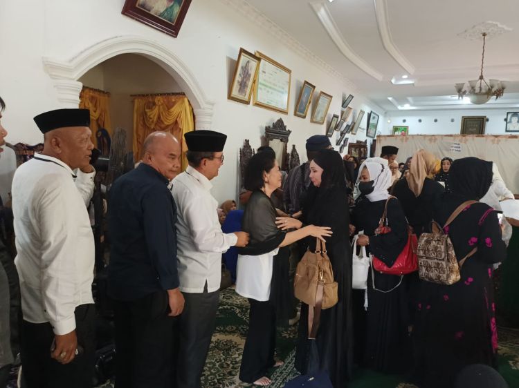 Kabar Duka, Ibunda Mantan Gubsu Syamsul Arifin, Berpulang