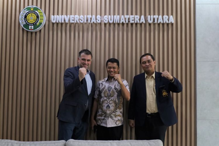 Jamu Tamu Dari Ceko, Dua Sahabat Lama Prof.Dr.  Himsar Ambarita dan Dr. Richard AM Napitupulu Punya Visi Sama Internasionalisasi Kampus