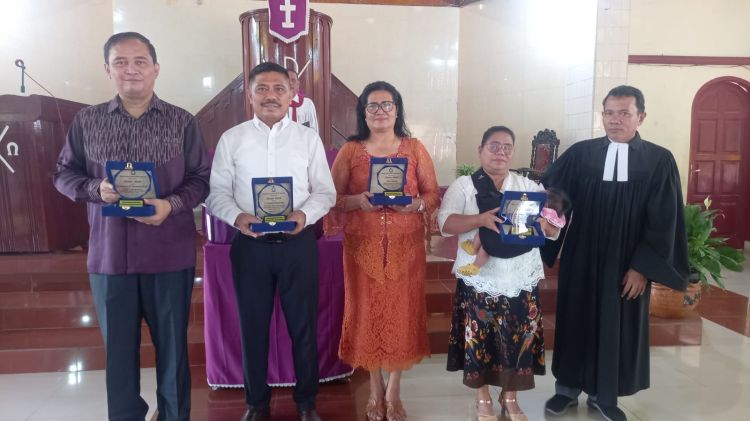 Dr. Richard AM Napitupulu, ST, MT Mengabdi 6 Tahun Sebagai Ketua Pembangunan, Pimpinan Jemaat HKBP Ampera Medan Apresiasi