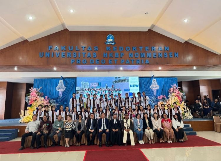 FAKULTAS KEDOKTERAN NOMMENSEN MELULUSKAN 33 DOKTER BARU ANGKATAN KE 27