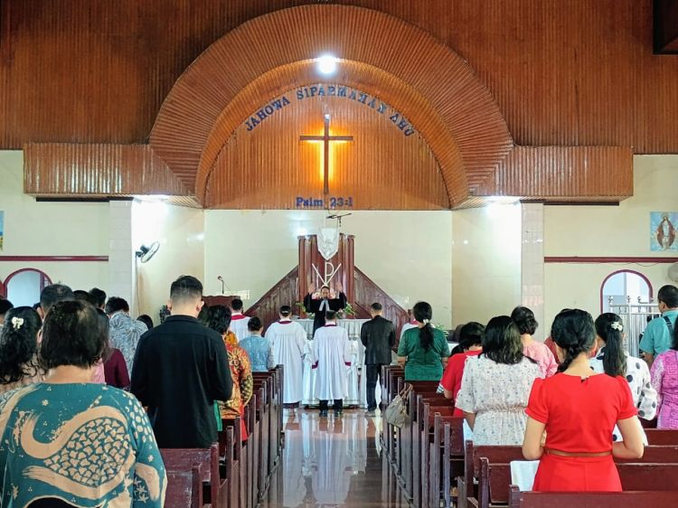 Dari HKBP Ampera Medan Pdt. Resna Tiarasi Malau Tegaskah Keselamatan Umat Kristen Cuma-Cuma dari Tuhan