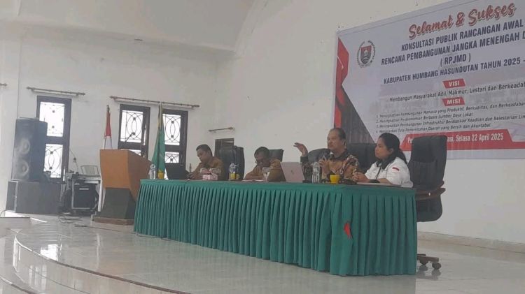 Guru Besar Fisipol UHN Medan Prof. Dr. Marlan Hutahaean Beri Masukan Pada RPJMD Humbahas 2025-2029