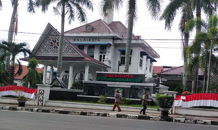 Dugaan "Persekongkolan" Tender Jalan di Pematangsiantar: adanya keberpihakan dan ketidaktransparansian Pokja