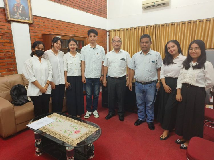 Dekan Fisipol  UHN Medan Beri Arahan dan Motivasi Buat  Panitia Publicopoli II 2023