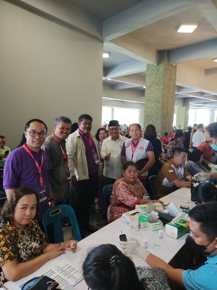Antusiasme Pelayanan Kesehatan Gratis Oleh Panitia Paskah Nasional 2025 Sangat Tinggi