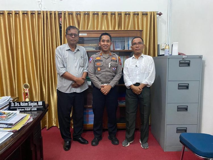 Sambangi FISIPOL UHN Medan Kasat Lantas Polrestabes Medan Tegaskan kampus UHN Medan Mitra Strategis