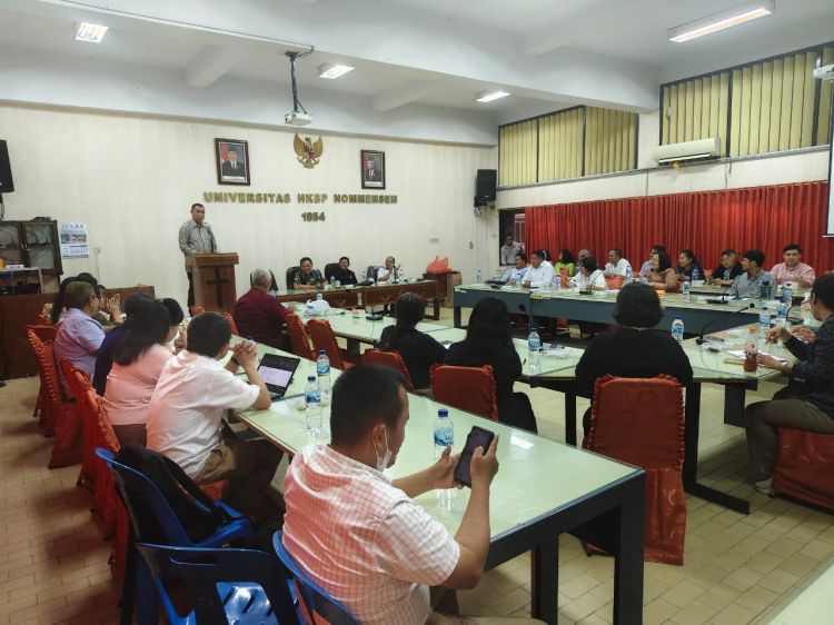 Alumni FEB UHN Dodi Taher Anggota DPRDSU Tunjukan Militansi BerNommensen