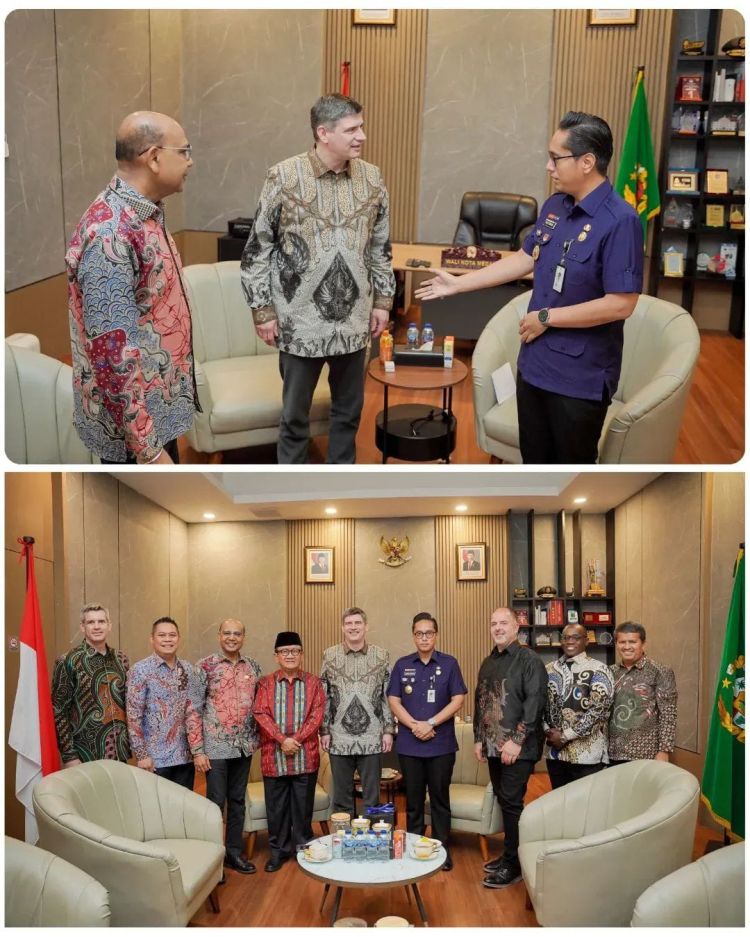 Didampingi Tokoh Masyarakat Dr. RE Nainggolan, MM, Rev. Will Graham Apresiasi Walikota Medan