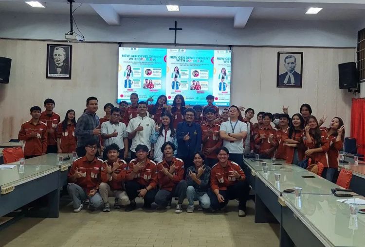 Prodi   Informatika UHN Medan Seminarkan Inovasi Bergoogle AI