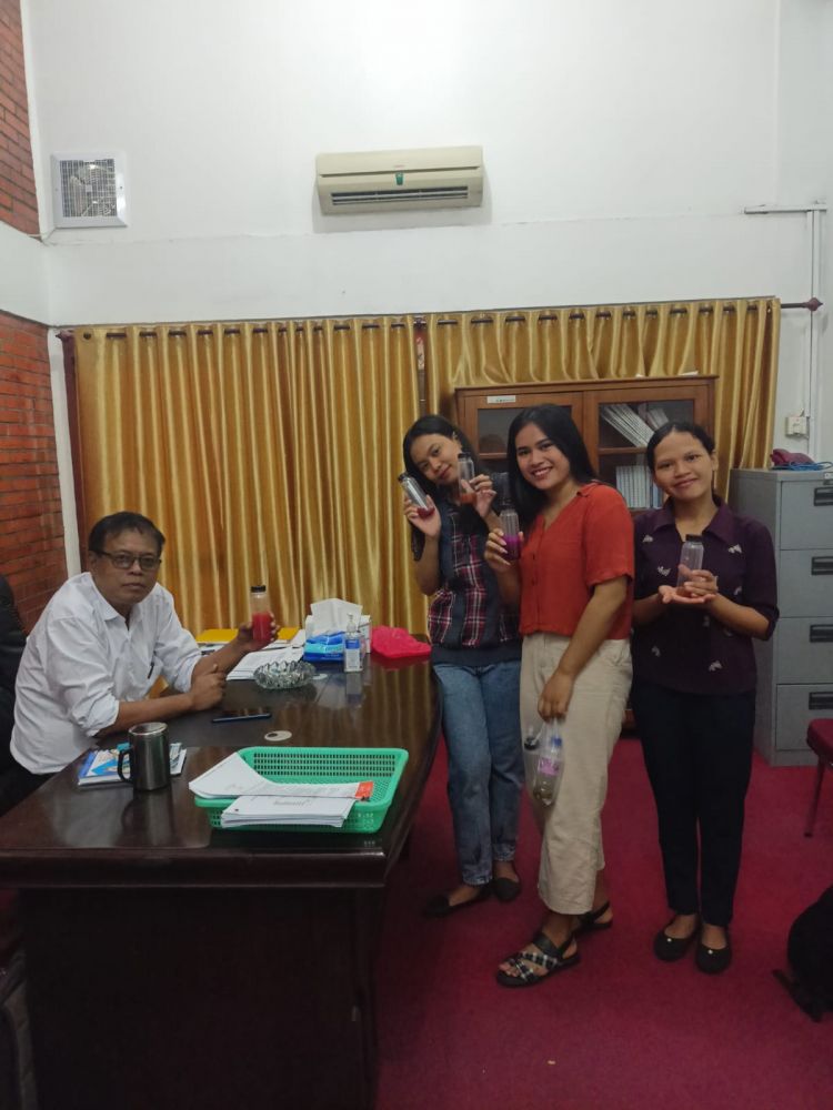 Uji Coba Jus Andaliman, Dekan Fisipol UHN Medan Dorong Jiwa Wirausaha Mahasiswa