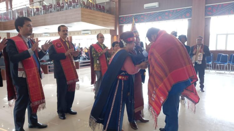 Pomparan Lumban Gambiri Berangkatkan Sabam Manalu Calon DPD RI