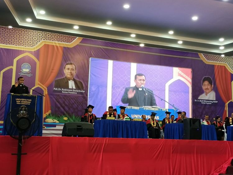 Ephorus HKBP Pdt. Dr.Robinson Butarbutar : UHKBPNP Perlu Siapkan Pengajar Kaum Difabel