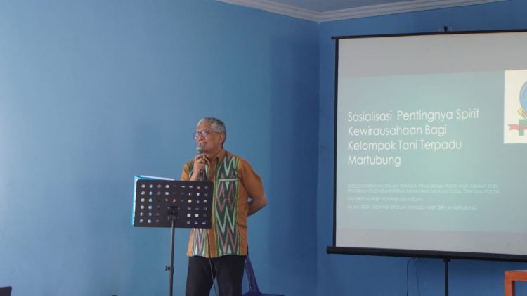 Drs. Charles M. Sianturi, MSBA Dorong Kesadaran Inovasi Pada Kelompok Tani Terpadu Martubung Medan