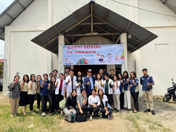 Fakultas Kedokteran Nommensen  Lakukan Kolaborasi Bakti Sosial Internasional Dengan Culs University Republik Ceko