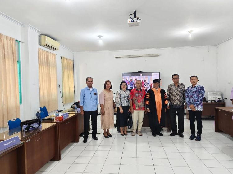 Dihadiri Dekan Fisipol dan Rekan Sejawat, Dr. Jonson Rajagukguk Pertahankan Disertasinya Di Pascasarjana Unimed