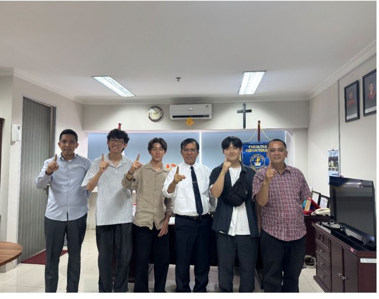 Fakultas Kedokteran Nommmensen Terima Kunjungan Studi Banding Mahasiswa Universitas Of California Los Angeles (UCLA) Amerika Serikat