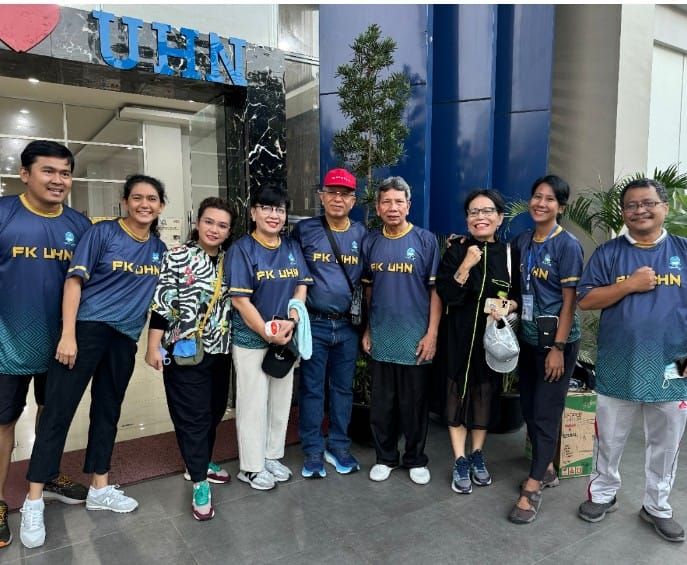 Sambut HUT RI Ke 79 Fakultas Kedokteran Nommensen Medan laksanakan Donor darah dan Pelayanan Kesehatan