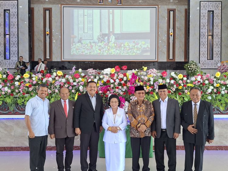 L Boru Manullang Miliki 'Tangan Emas'