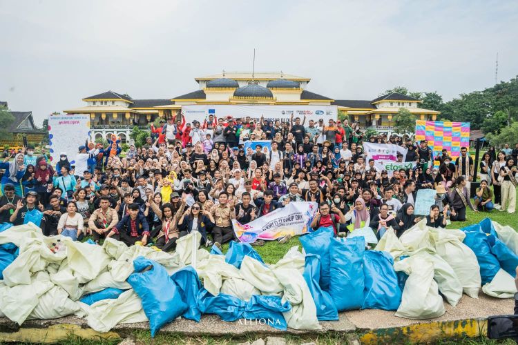 Melihat Aksi UKM-Pramuka Nommensen  di World Clean Up Day (WCD) 2023