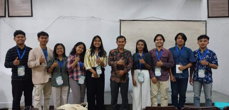 Dekan F. Pertanian UHN Medan Dr. Hotden Nainggolan, M.Si Apresiasi dan Semangati Mahasiswa Program PMM Inbound