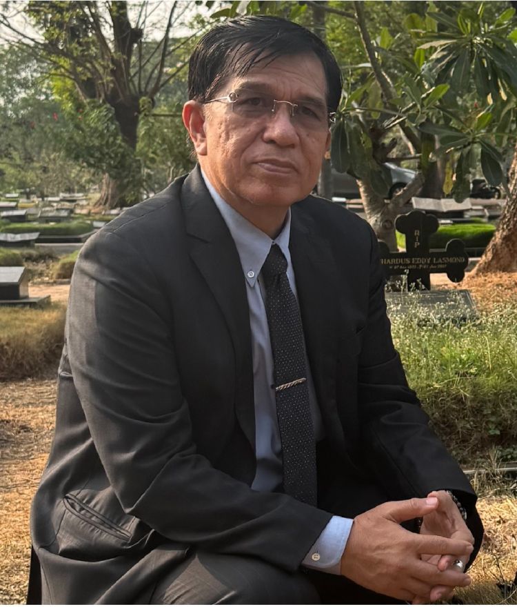 PEREMPUAN SIRO-FENESIA, OLeh: Dr. dr. Leo Simanjuntak, Sp.OG. (Dekan Fakultas Kedokteran Universitas HKBP Nommensen)