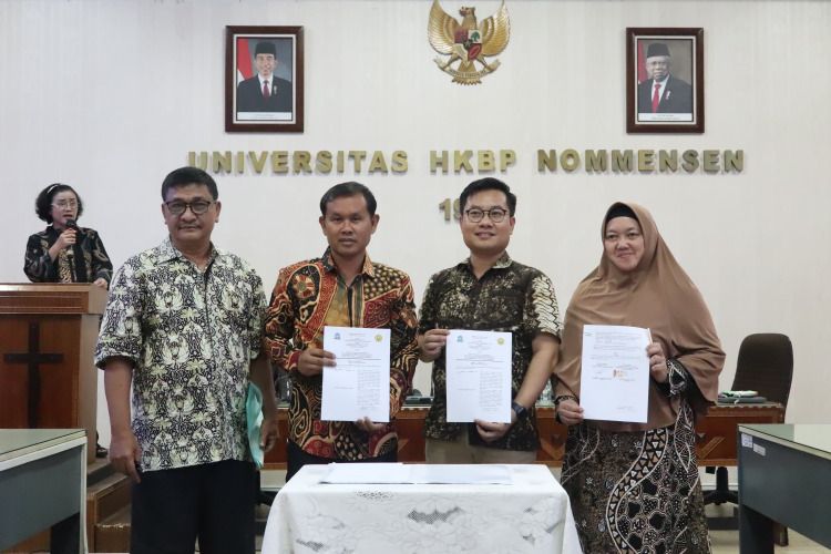 Dekan Fakultas Pertanian Nommensen Dr. Hotden L. Nainggolan, SP, M.Si teken Kerjasama dengan LPMPP Universitas Jember