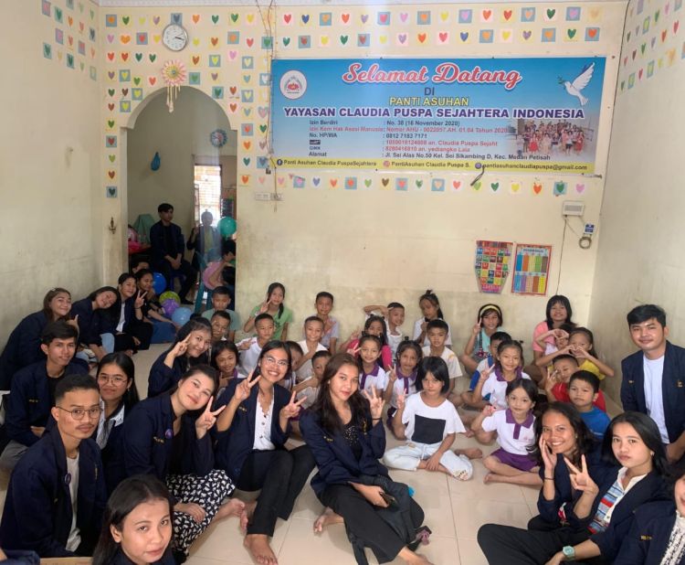 Tunjukkan Sense Of Social, BEM Fisipol UHN Medan Berkunjung ke Panti Asuhan