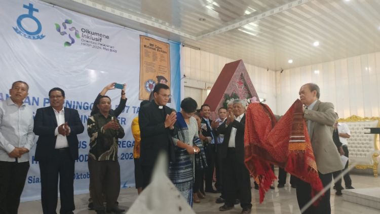 Diberangkatkan di Acara Partangiangan  Menjadi Ephorus HKBP 2024-2028 Pdt. Maulinus Siregar, M.th Tegaskan HKBP Membutuhkan Hikmat Dan Pengetahuan Yang Benar