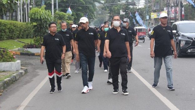 Puncak Dies Natalis FEB UHN Medan 68 Meriah Penuh Kebersamaan