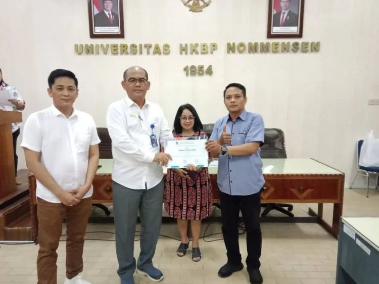 Raih Terbaik Kedua Dalam Pelaksanaan Monev Kaprodi Bahasa Inggris Jubil Ezer Sihite, SS, M.Pd Tegaskan Ini Motivasi Bagi Kami