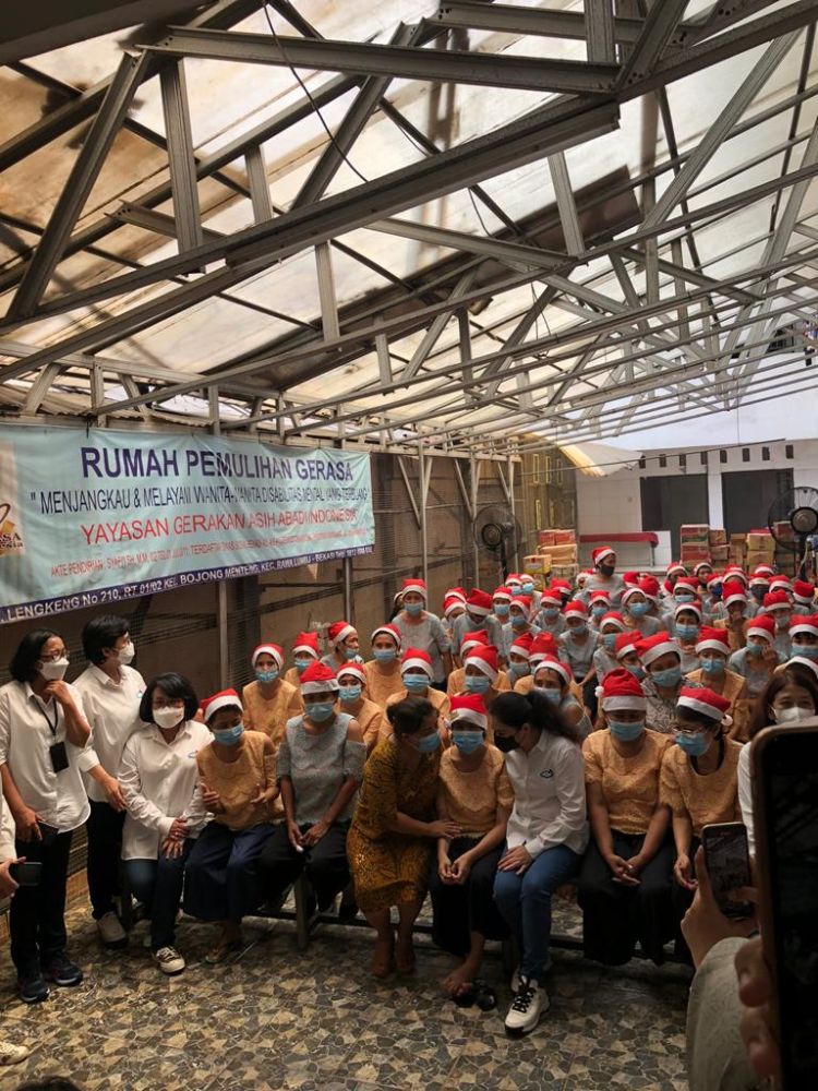 Rayakan Natal dengan Berbagi, BUMN Dapat Apresiasi