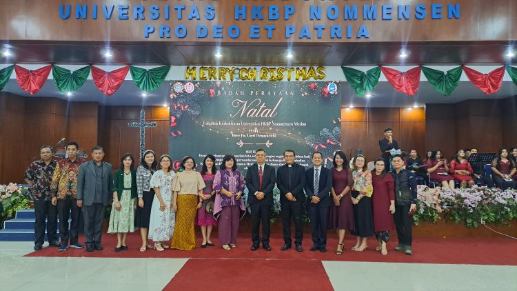 Dekan Fakultas Kedokteran UHN Medan Tegaskan Natal Harus Mendorong Kepekaaan Sosial